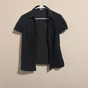 Black Short Sleeve Button-Up Shirt